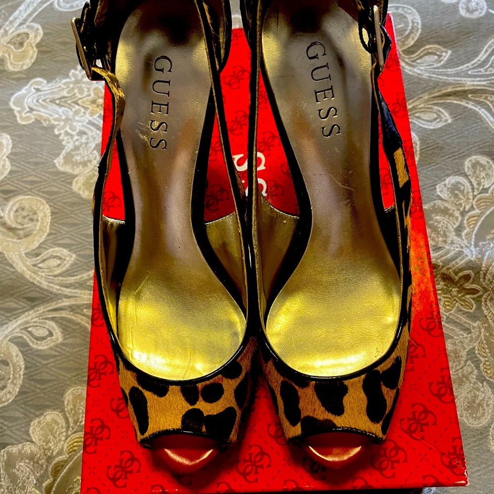 Pony haired leopard guess heels